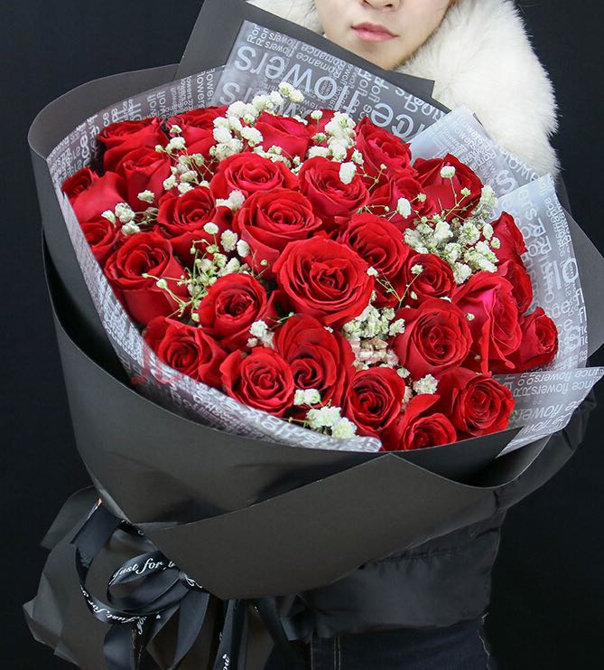天津-天津-东丽区￥70.00           33朵红玫瑰满天星,包装如图!