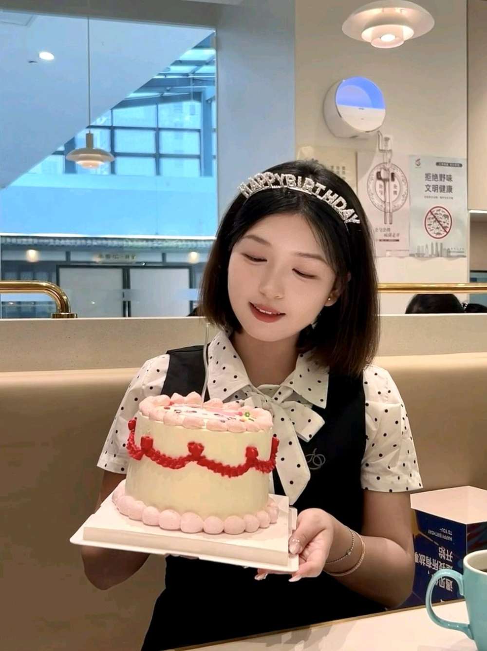 太原小店区私人定制鲜花主题蛋糕